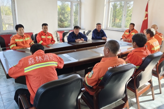 步步為贏筑防線 全力以赴戰(zhàn)秋防 (1).jpg