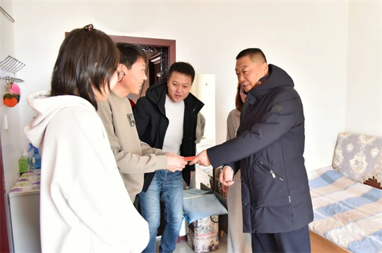 1739755871586892.jpg 640 (3).jpg