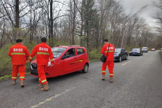 1746586006433979.jpg 大東林場多措并舉 全力守護(hù)生態(tài)綠色畫卷(2).jpg