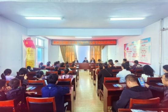 法護(hù)成長 愛暖童心 泉林公司開展職工子女“六一”兒童節(jié)普法宣傳活動（4）.jpg