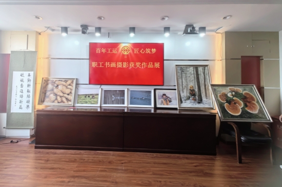 1750988814299571.jpg 0BB3750C17F810032EB6C3255E27C1C6.jpg