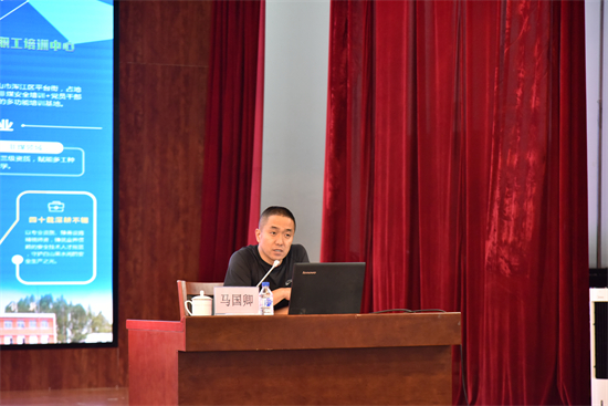 1760063702558829.jpg MHB_7659.jpg